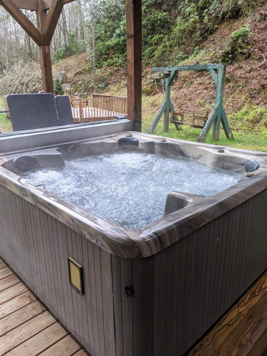 Waterfall Hideaway Bryson City Exteriér fotografie
